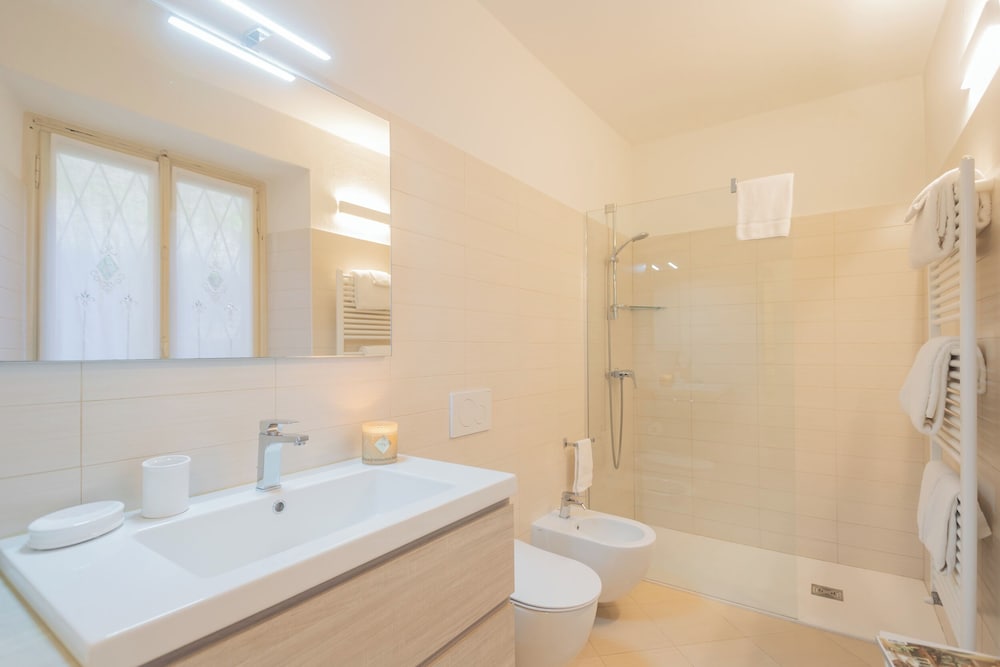 Villa Ida by Rent all Como