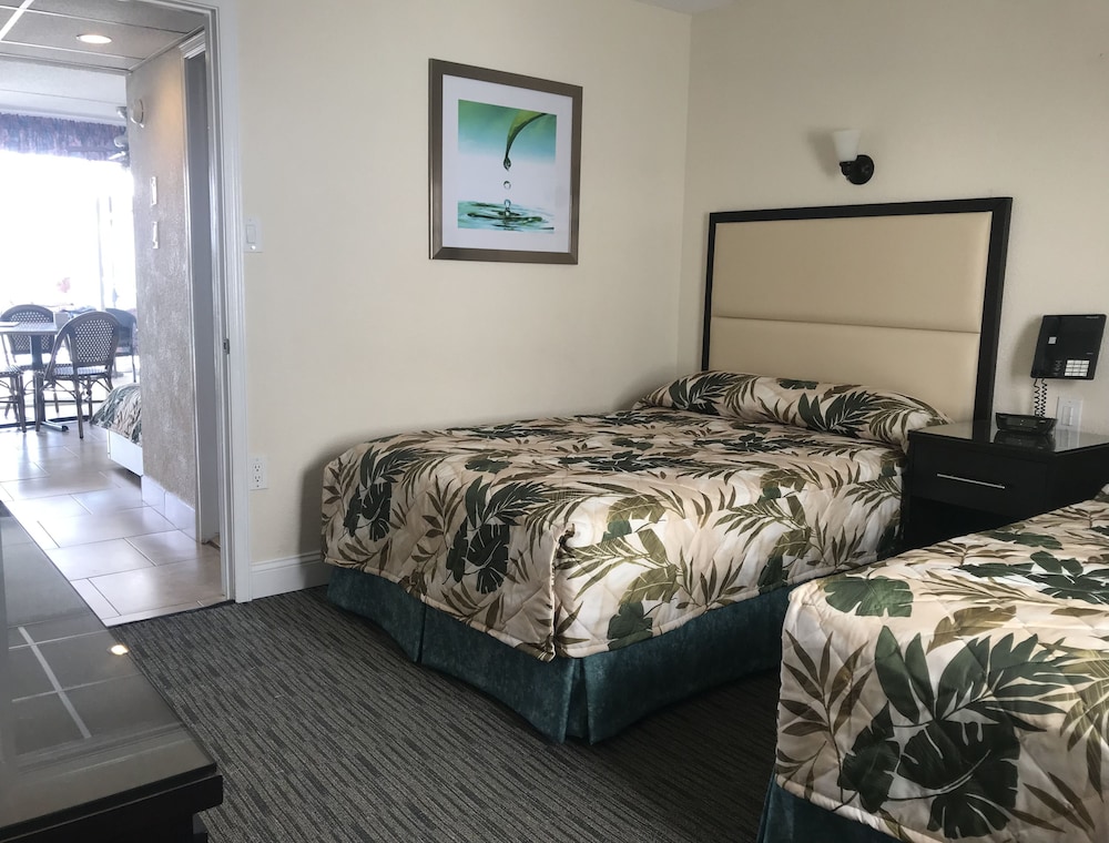 Crystal Beach Motor Inn