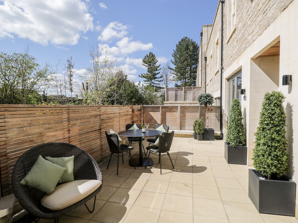 35 Hope Place