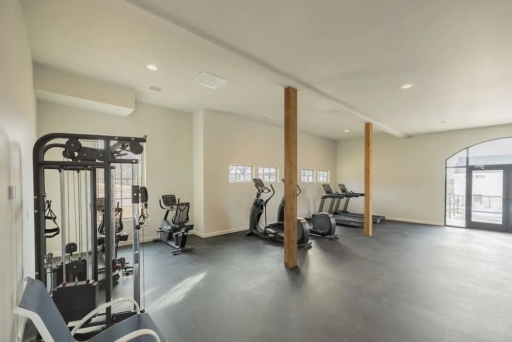 Landing Furnished Apartments Tulsa - Creek County