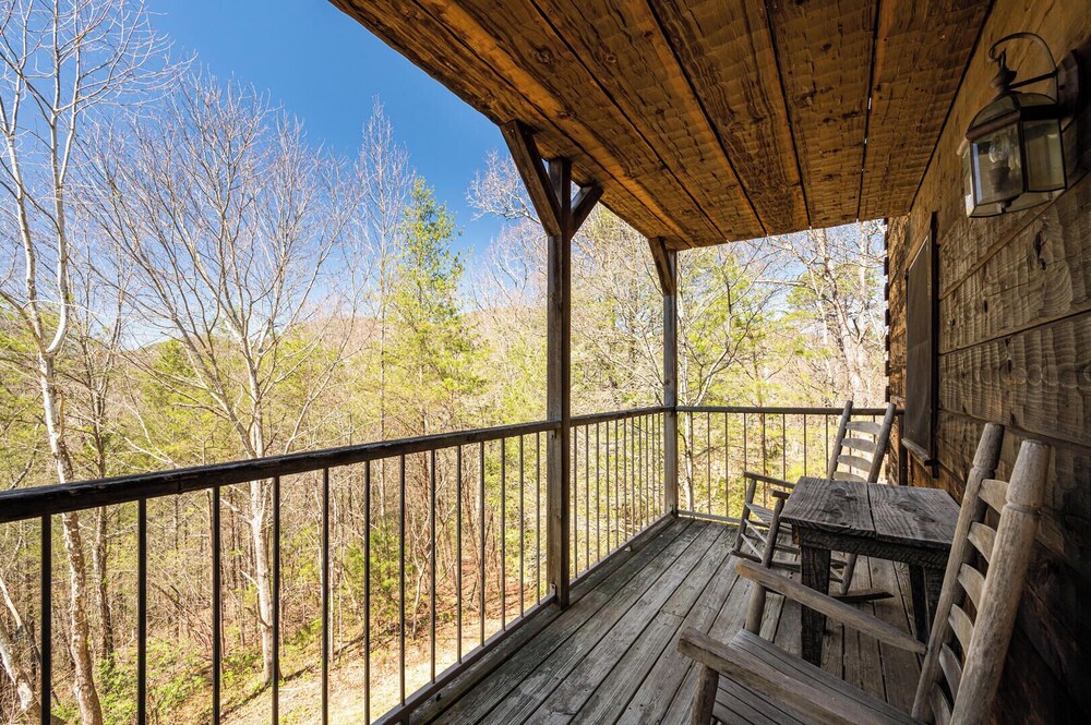 Country Pines Lodge