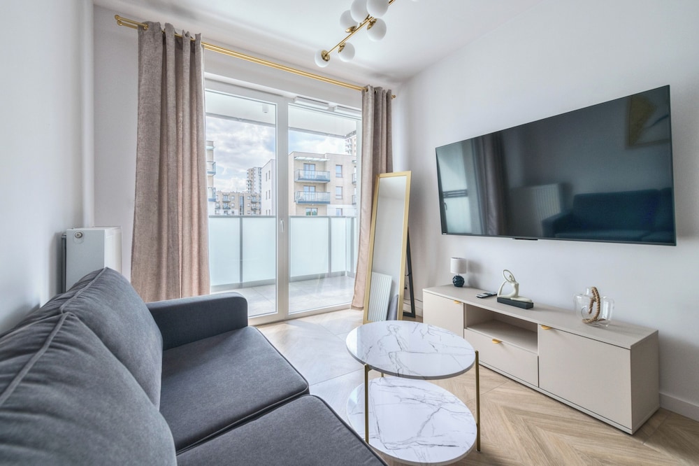 Horizon 34 by Grand Apartments
