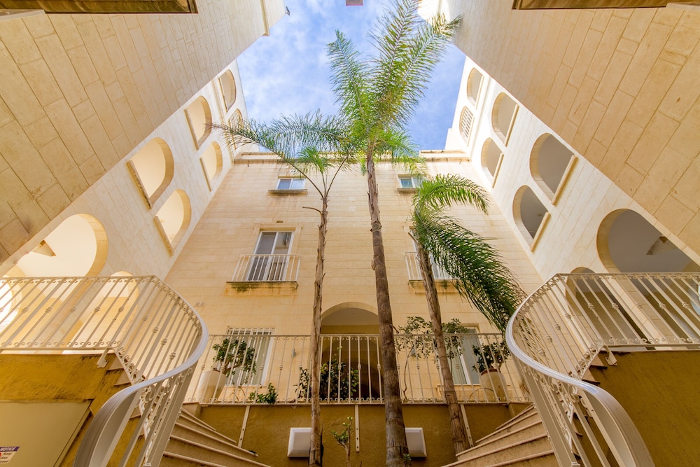 Sunny & Pool Quiet Apart Qala Gozo view 2