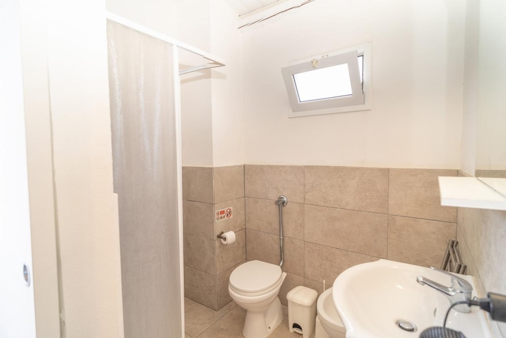Villa Malamuri in Caucana-finaiti-casuzze-finaiti Nord