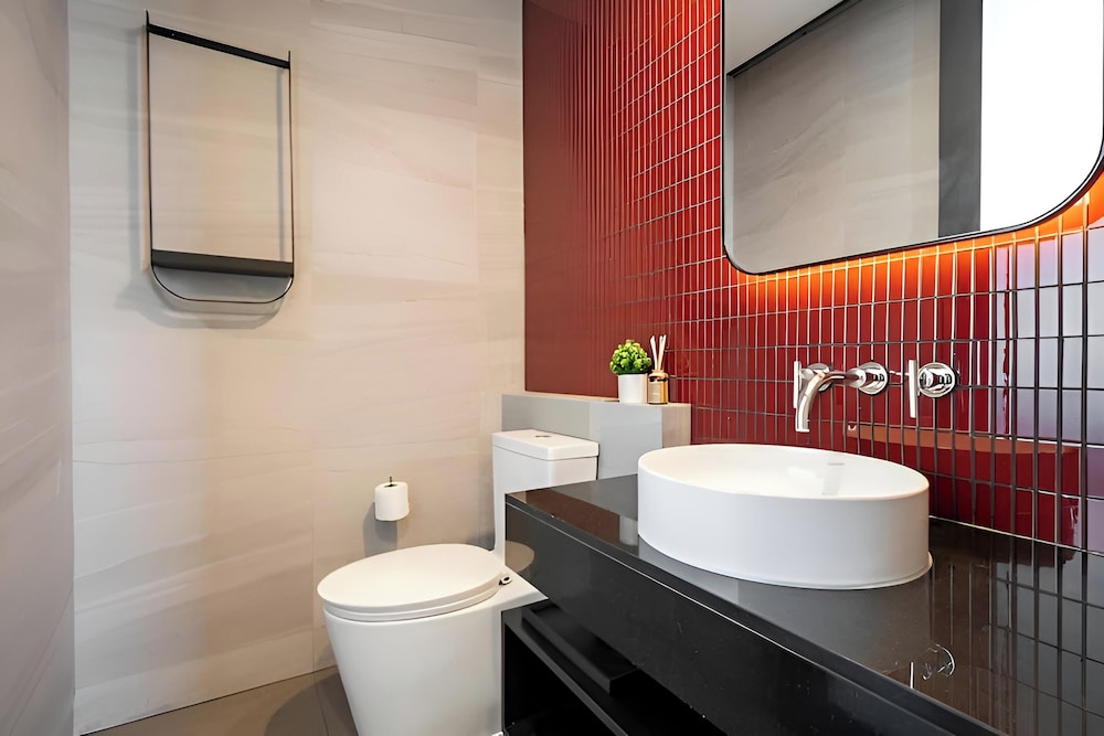 Luxury 2 Bed Room Sea View With Large Bath Tub In Balcony