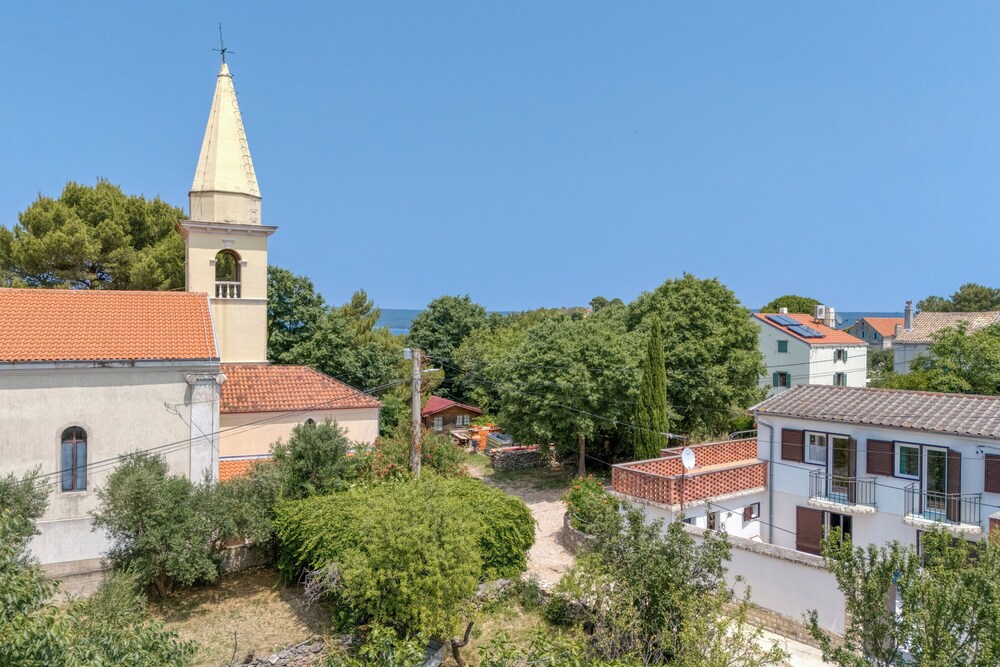 Captain's House - Sv. Jakov
