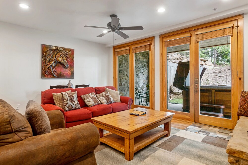 Trail's End Lodge at Deer Valley Resort - One Bedroom Residence with Spa #104 1 Condo