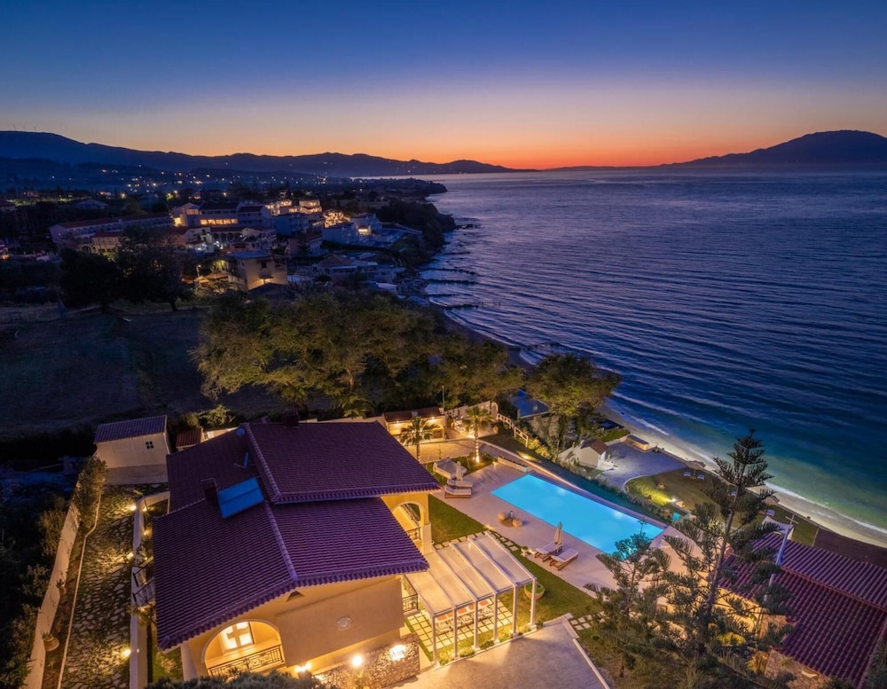Villa Bala - Seaside Luxury Villa - Villa Bala - Seaside Luxury Villa view 2
