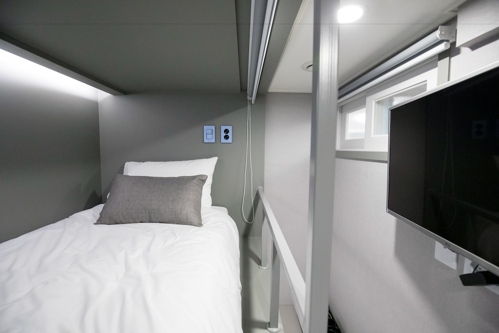 Philstay Myeongdong Station - Hostel