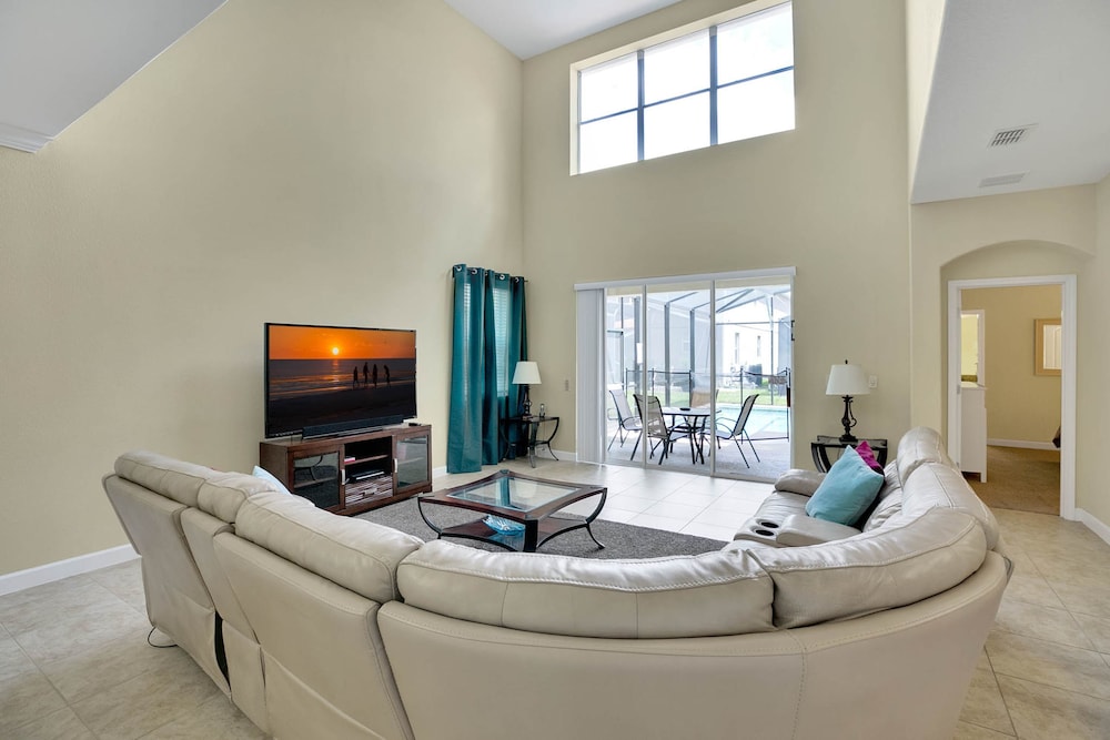 Paradise Palms 2966 view 5