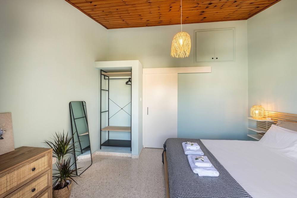 Larnaca Oneiro Seaside Villa