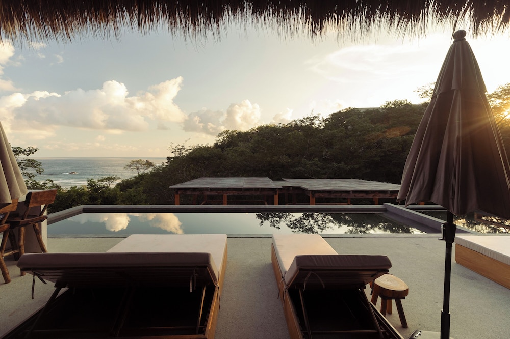 Casa Yute by Ahau Collection