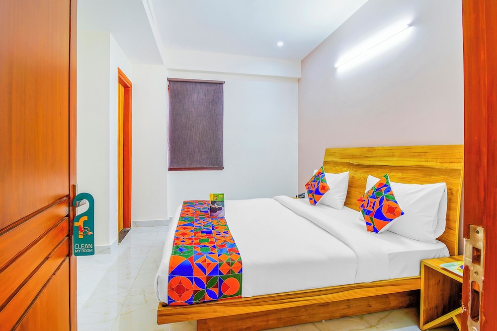 Fabhotel Gazelle Studios