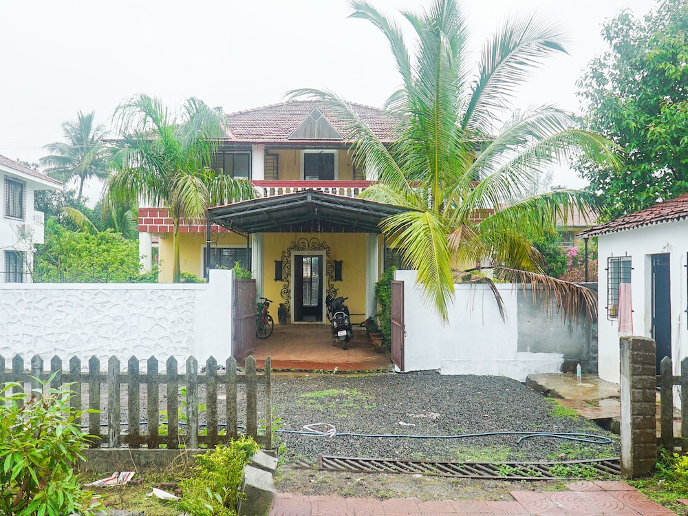 OYO 15010 Heaven Homes