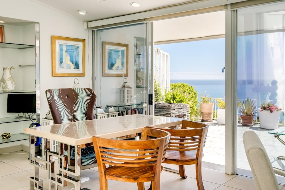3bed With Indoor Pool and Sea Views The Sanctuary