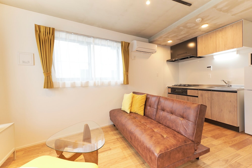 Frontier Comfort Kita-Ikebukuro by Tranova