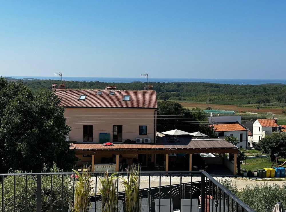 Beautiful Apartment With View