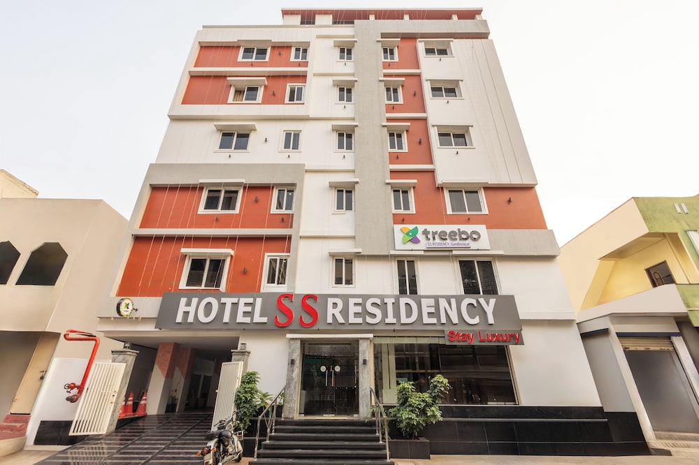 Treebo SS Residency Gandhi Nagar