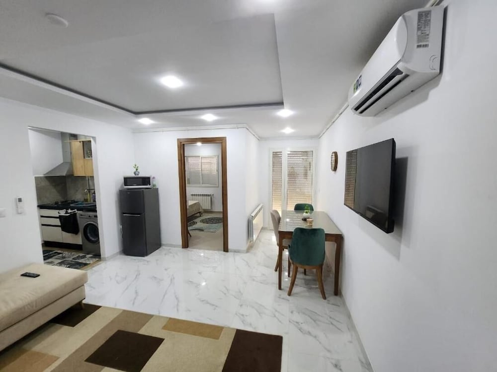 Elegant Furnished S1 With Security in Ariana - Tunisia