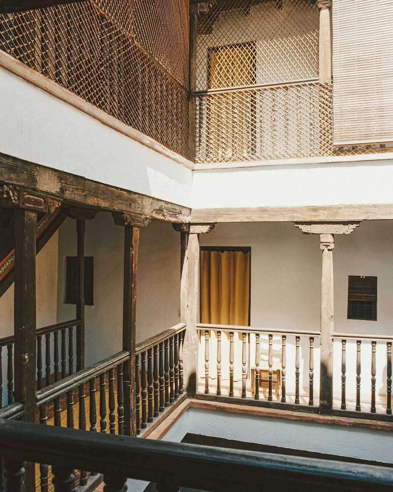 Alhambra Townhouse in Granada