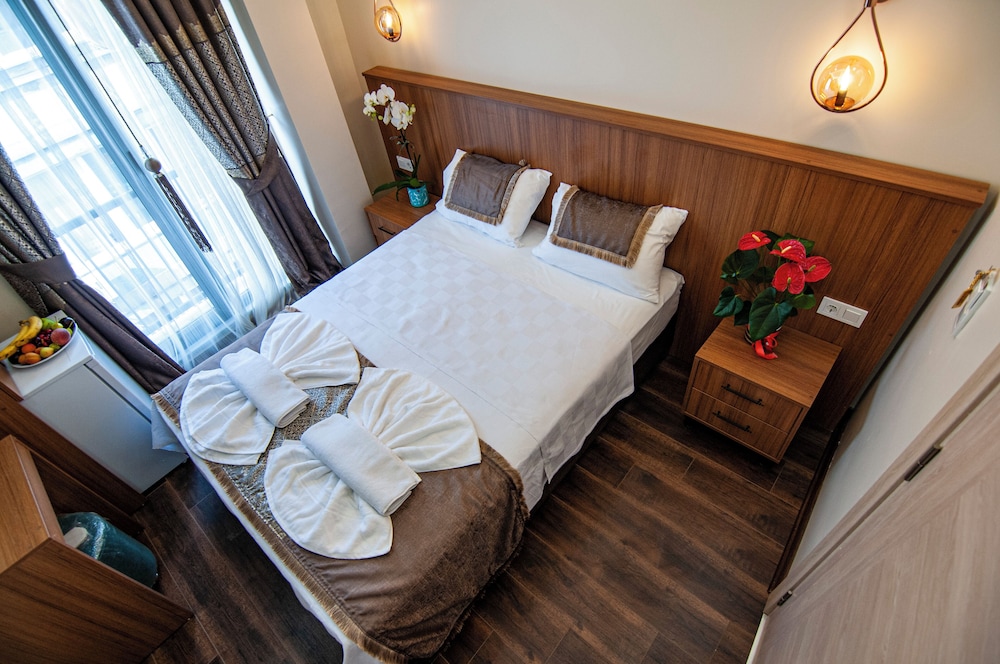 By Historial Hotel - Image 58