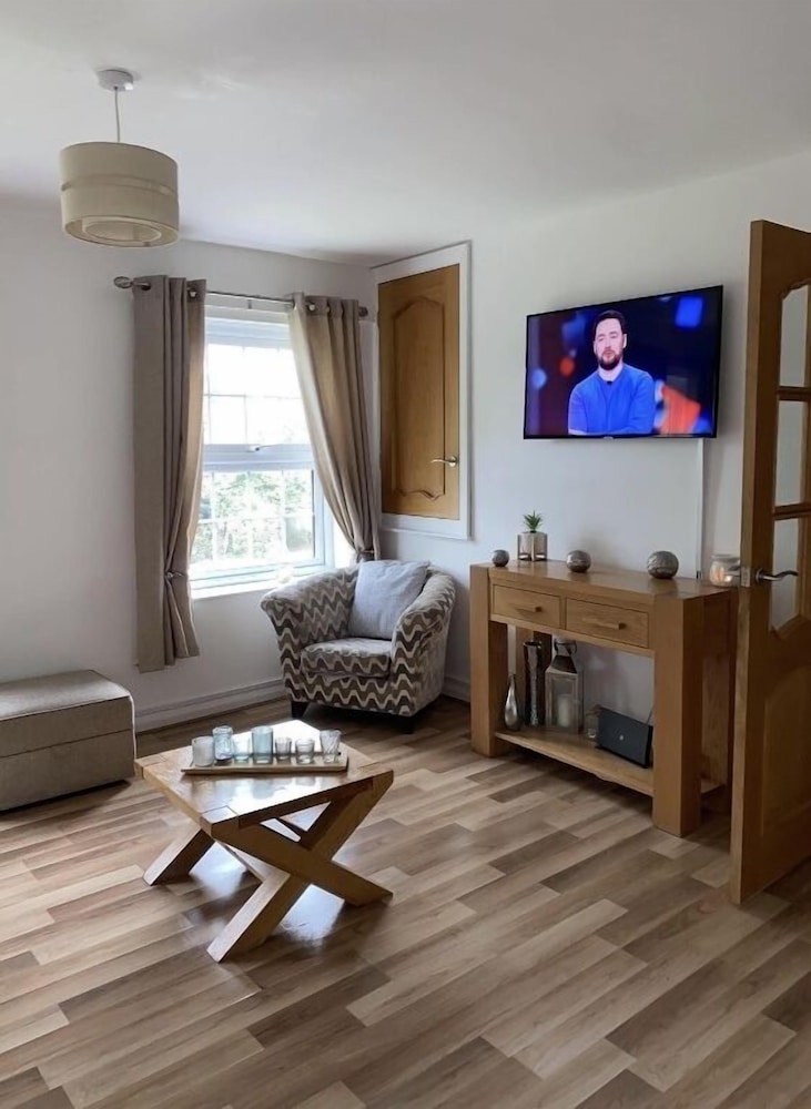 Carlisle - Apartment - Sleeps 5 - Pet-friendly view 4