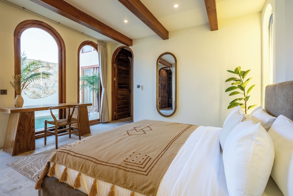 3BR Luxe Pool Villa Anaya