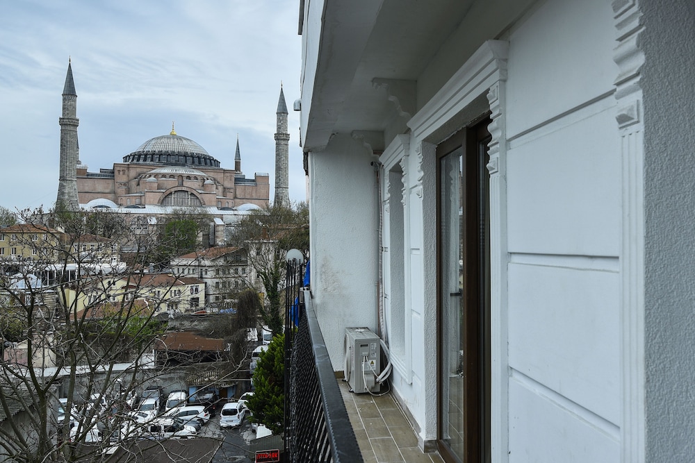 Bon Otel Hagia Sophia - Image 92