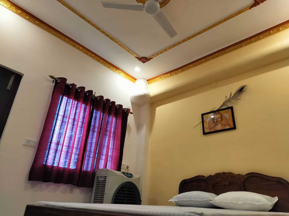 Narayans Residency