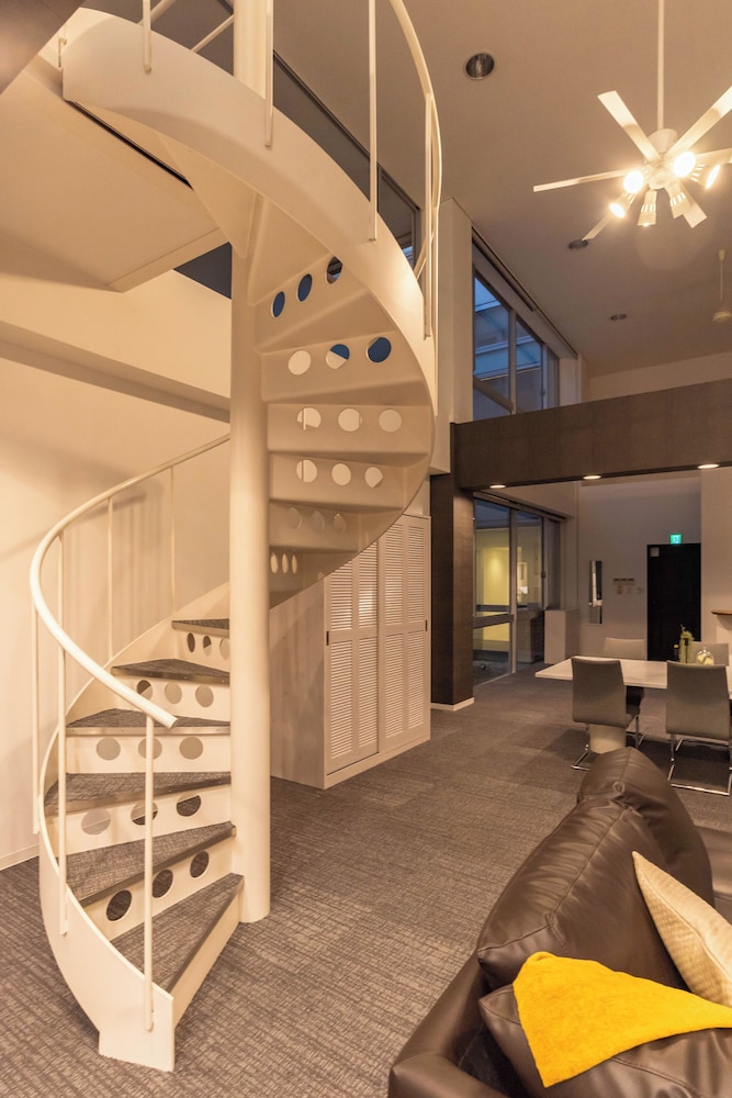 Bijou Suites AI PREMIUM