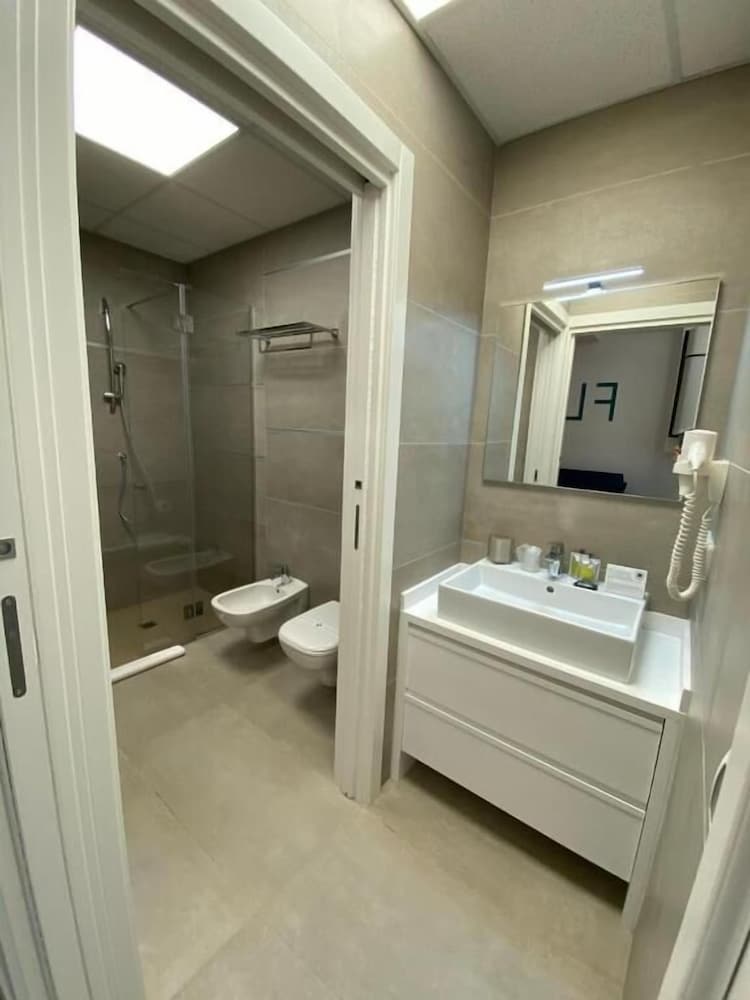 BEEAPARTMENTS
