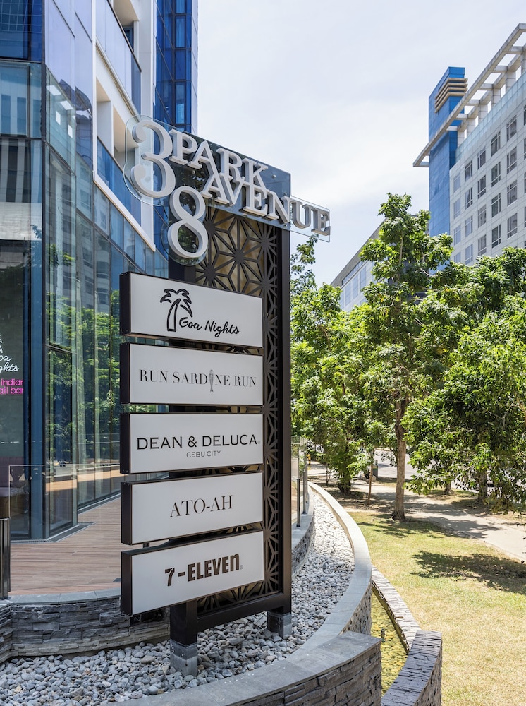 Virgo Nest Rentals - 38th Park Ave, IT Park Cebu - City View