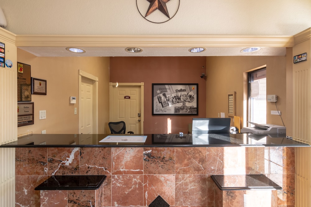 Super 8 Dallas-Mesquite view 4