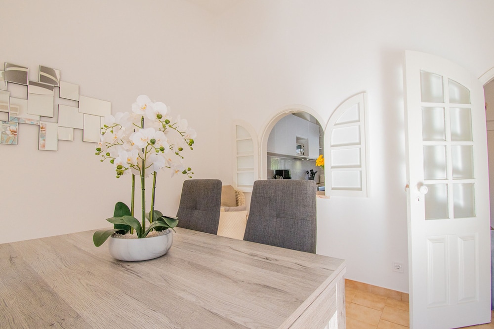 99 ADM Casa Mendes Fabulous Townhouse With Share