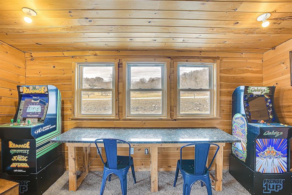 Bethpage Home w/ Private Hot Tub Game Room! - Property Image 1