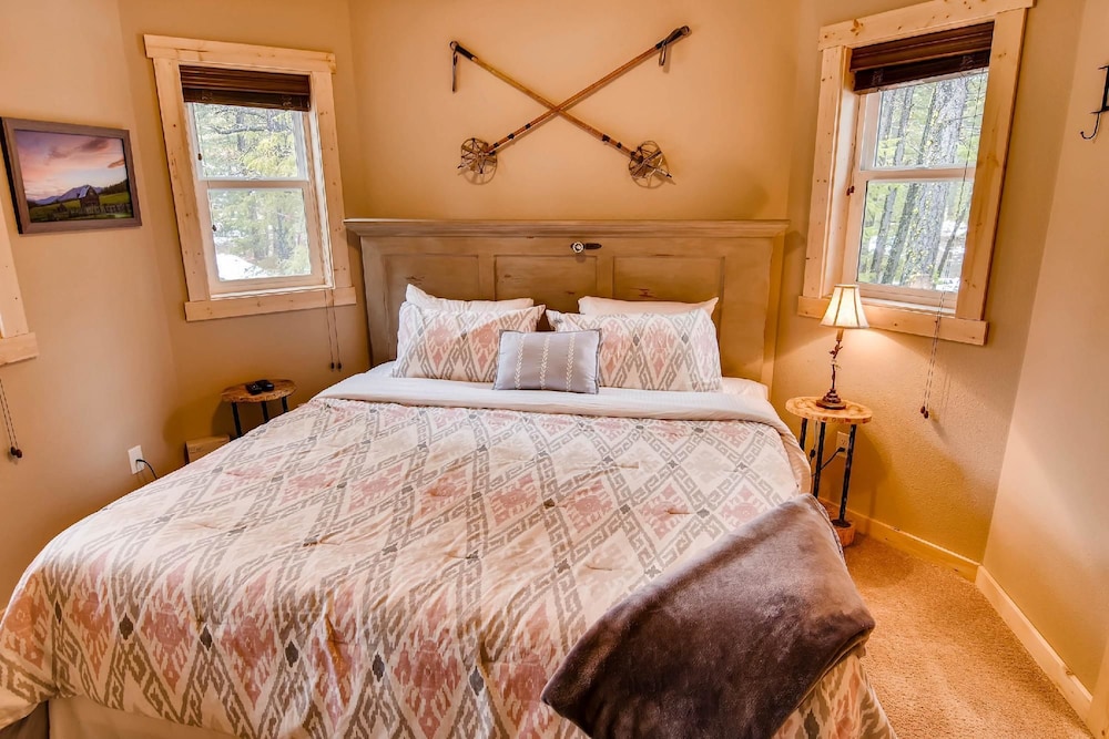 Elk Run Chalet