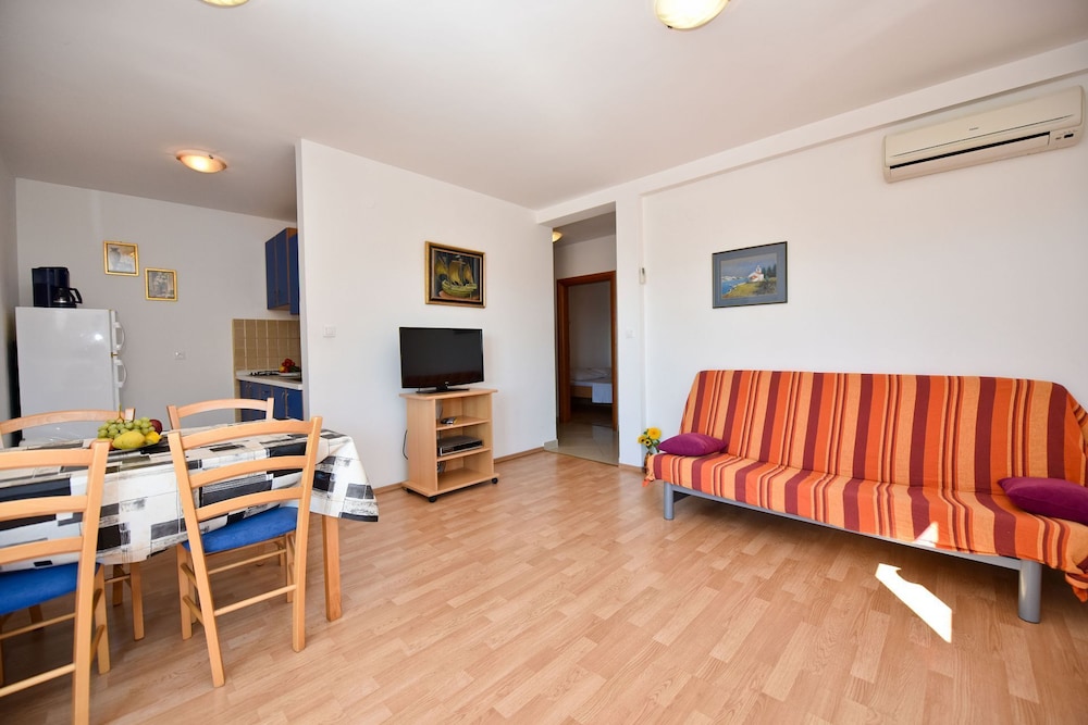 Ilija - With Parking - A1