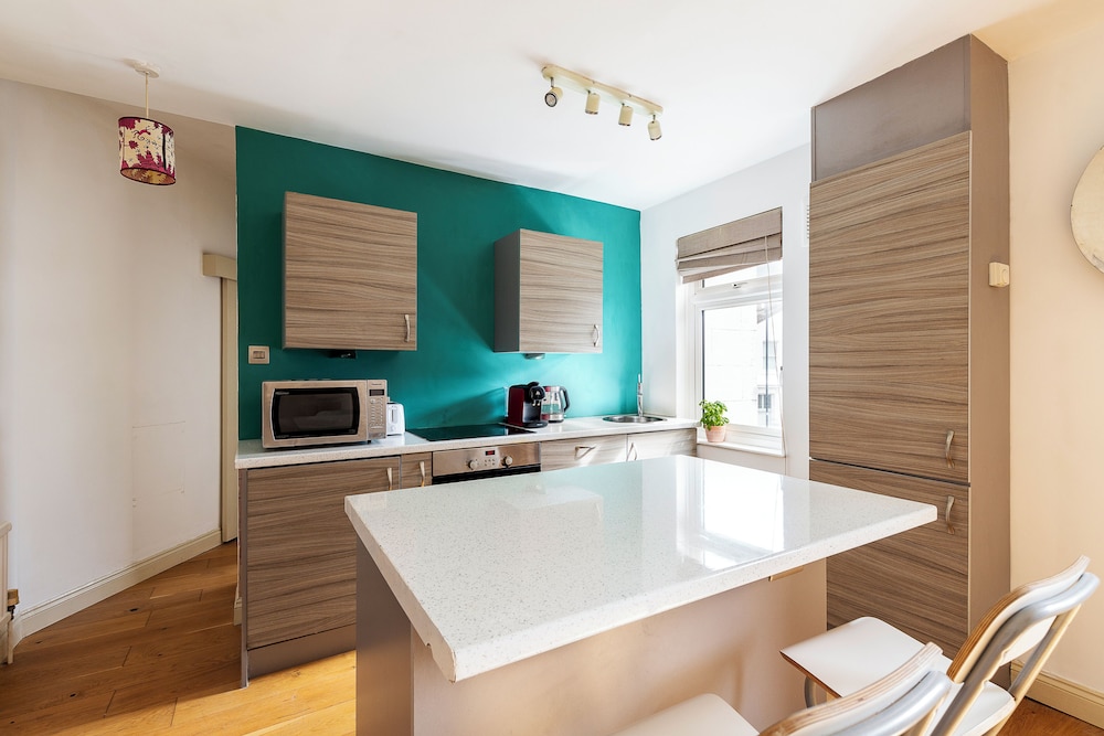 A Tranquil One-bedroom Flat Near Brockwell Park