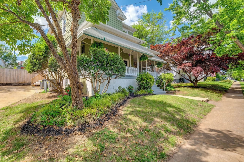 2 Mi to Dtwn: Historic Lynchburg Apartment! view 3