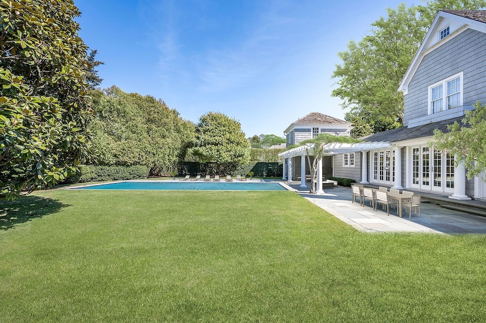 Oceanstone by Rove Estate w Pool Beach Access
