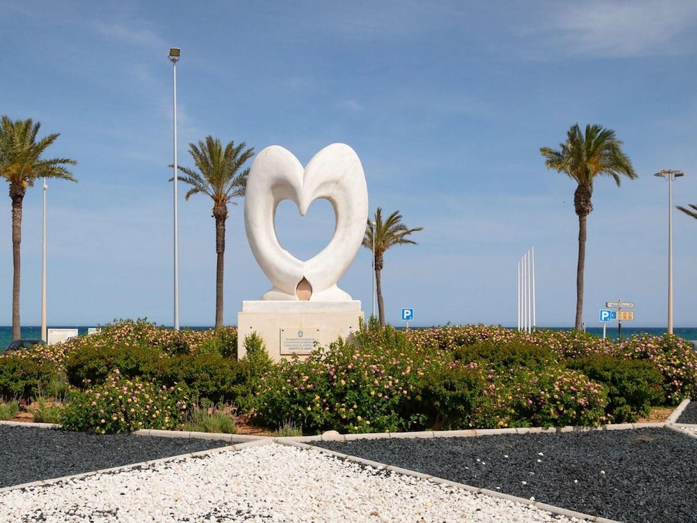 Apartment Near Serena Beach