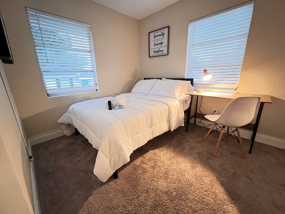 Comfortable Room Rentals Outlets & Kingsky Academy
