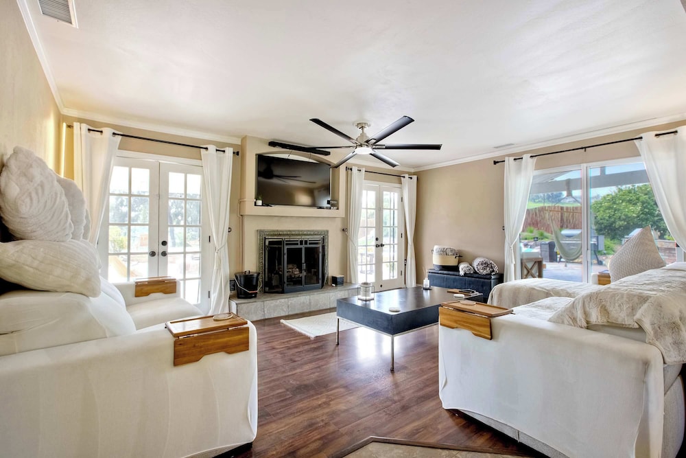 O-side Oasis - Luxury Stay for 7