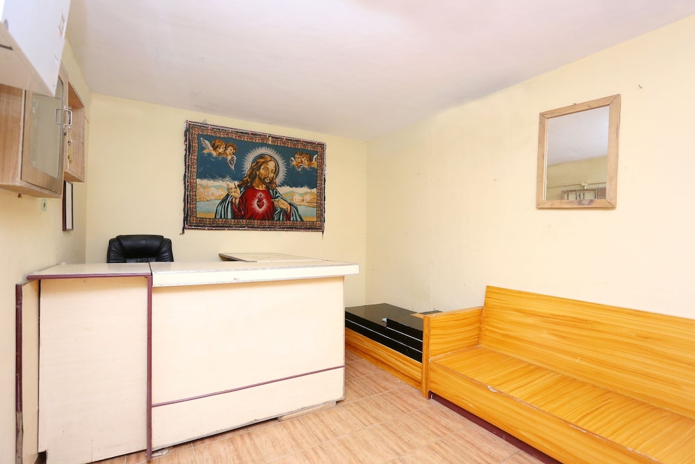 OYO 24221 Daneys Guest House view 4