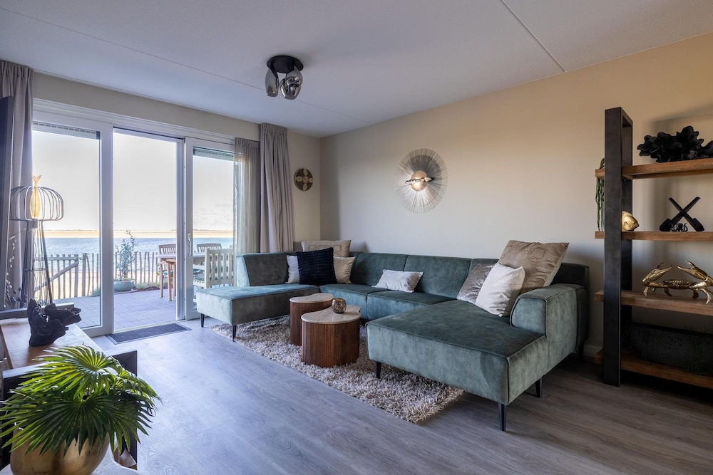 Luxe Appartement Vista Maris Somaris - Havenweg 8-50 Sint-annaland Oosterschelde