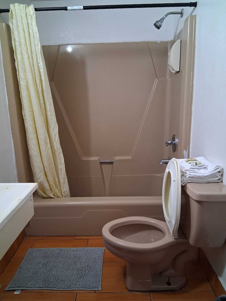 Hotel O Colonial Inn Brownsville Tx