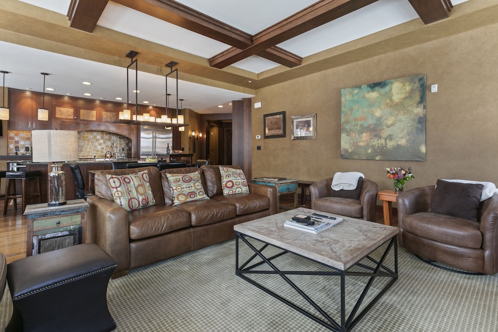 Flagstaff Lodge at Deer Valley Resort - Three Bedroom Residence #302 3 Condo