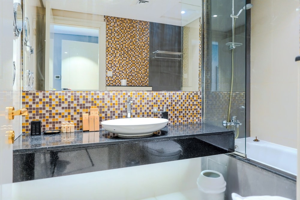 Upper Crest Residences - Downtown Dubai