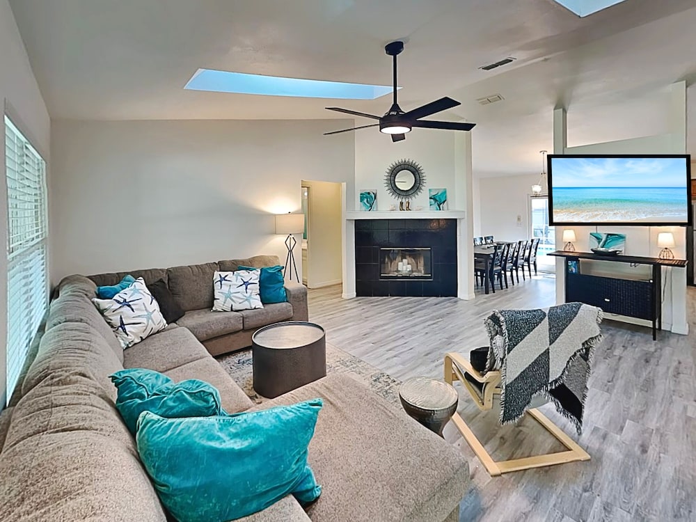 Rivers Edge Retreat by Distinctive Beach Rentals