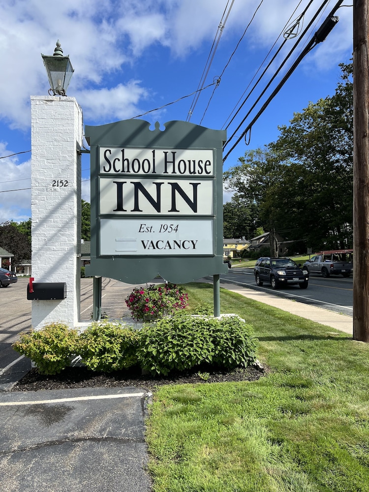 School House Inn